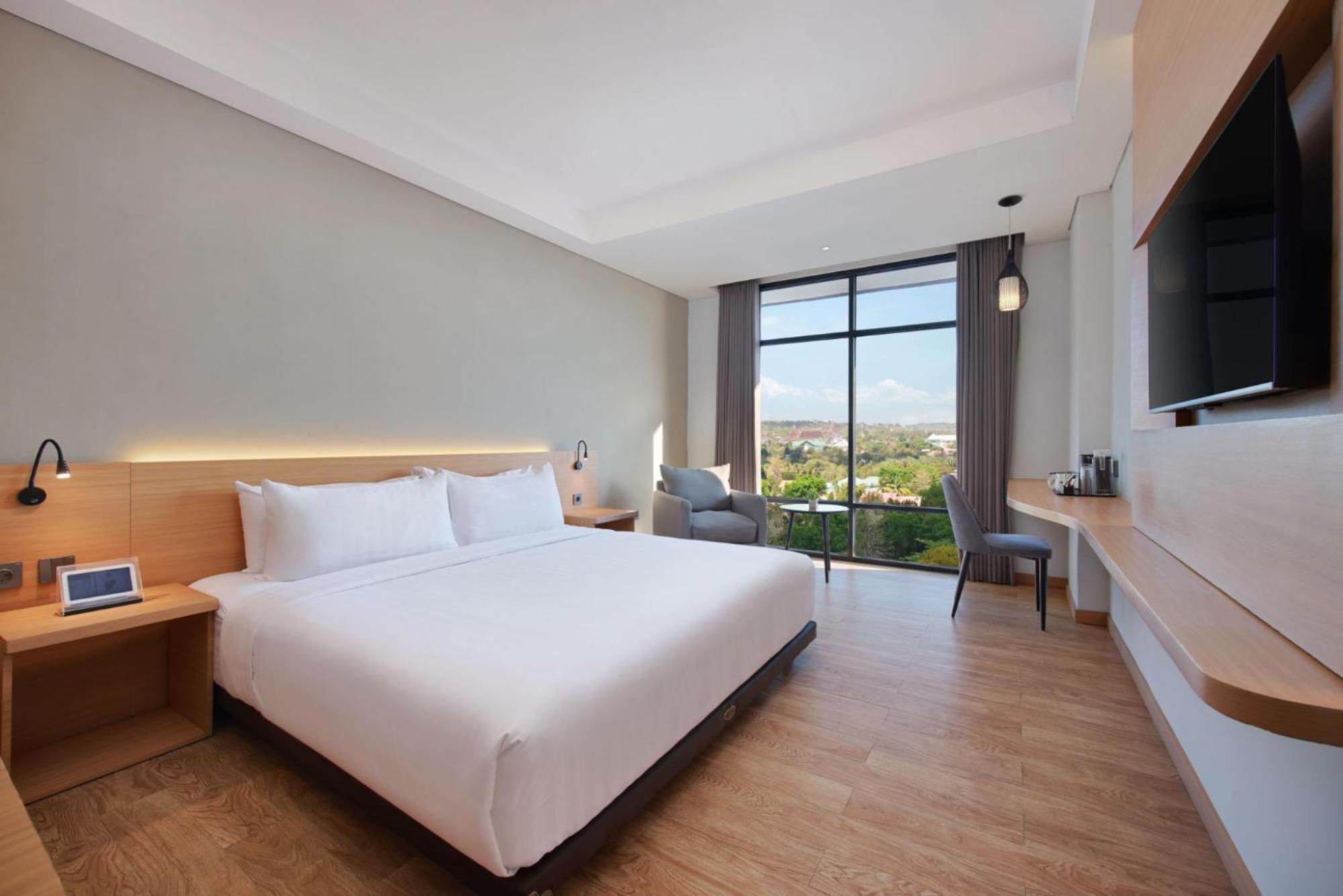 Harper Kupang By Aston Hotel Стая снимка